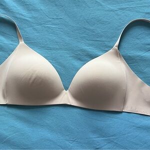 lululemon athletica Cream Bra